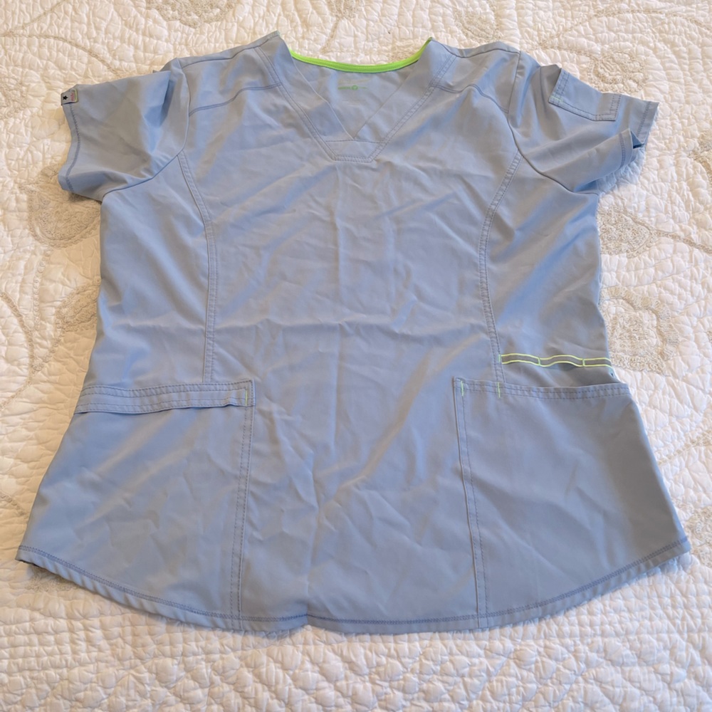 Scrub top